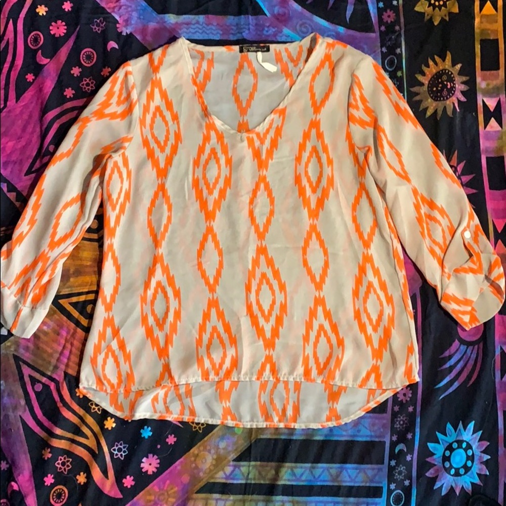 Grass Collection Gray and Orange V-neck Top